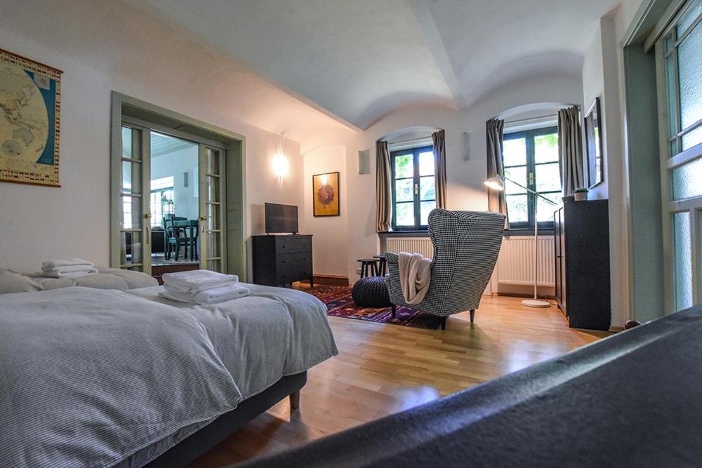 Apartamento Dum V Zahrade Písek Exterior foto